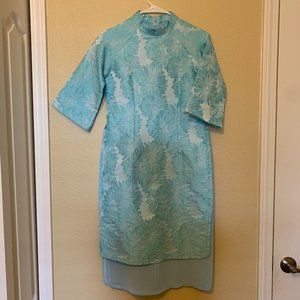 Blue Ao dai Cach Tan Vietnamese "Ao Dai" with Skirt Size M Like New